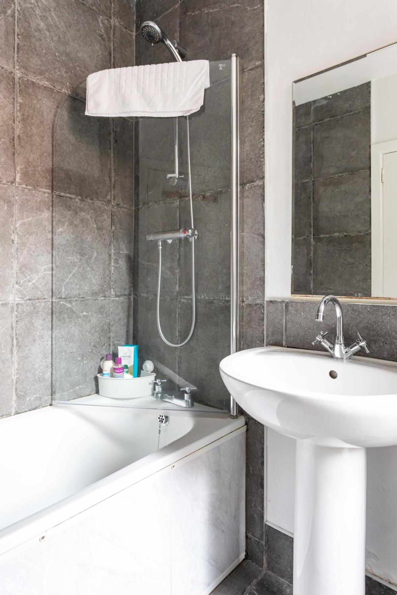 Belfast City - 3 Bed Cosy Terrace Home - Hip And Trendy Ormeau Road 외부 사진